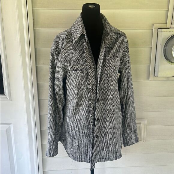 Athleta Jackets & Blazers - Athleta Monochrome Textured Jacket XS